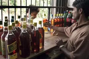 Huge Liquor Sales : భారీగా మద్యం అమ్మకాలు